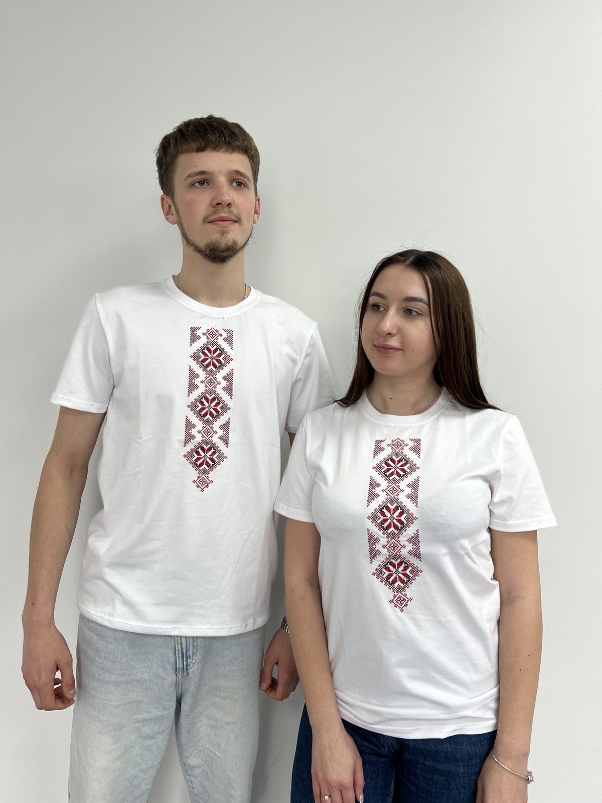 Футболка з вишивкою класична преміум S - XL